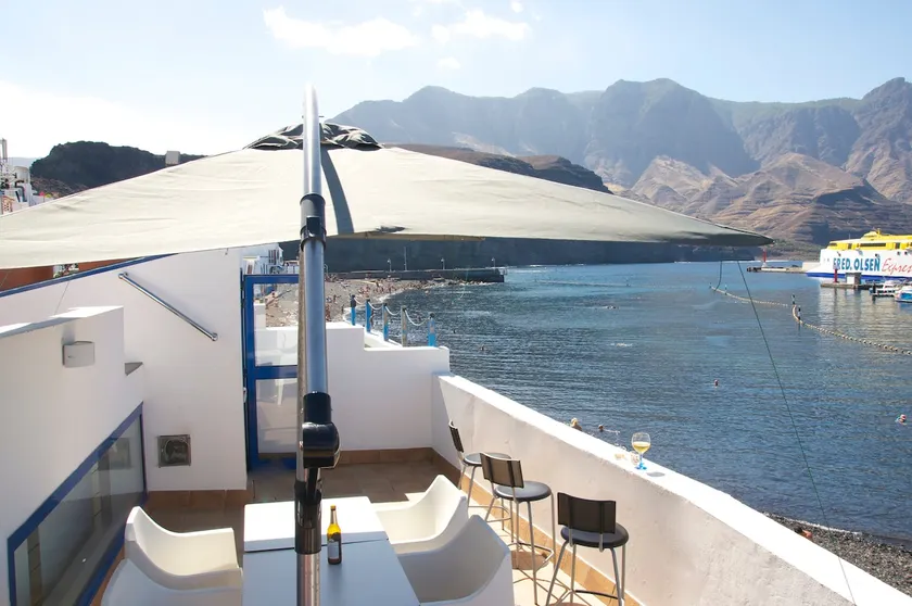 Seafront beach house in Agaete - Gran Canaria - Image 1