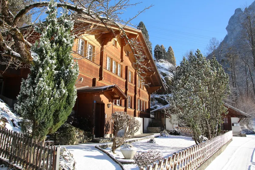 Chalet 9 (apartment on the upper floor) - Image 1