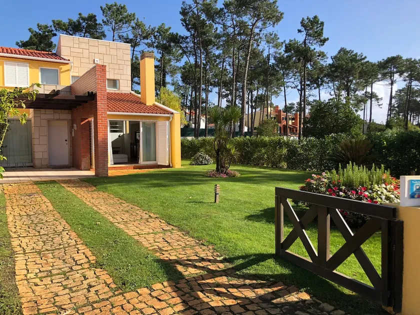 Villa Coloane - Family Vacation House - Image 1