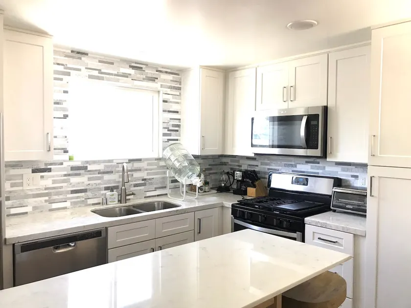 Mins to Military Base Gaslamp North Park & More! - Image 1