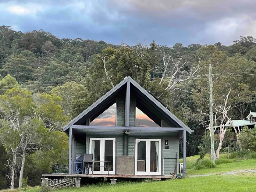 A Beautiful Escape for 4-The Folly Bluegums Cabins - Image 1