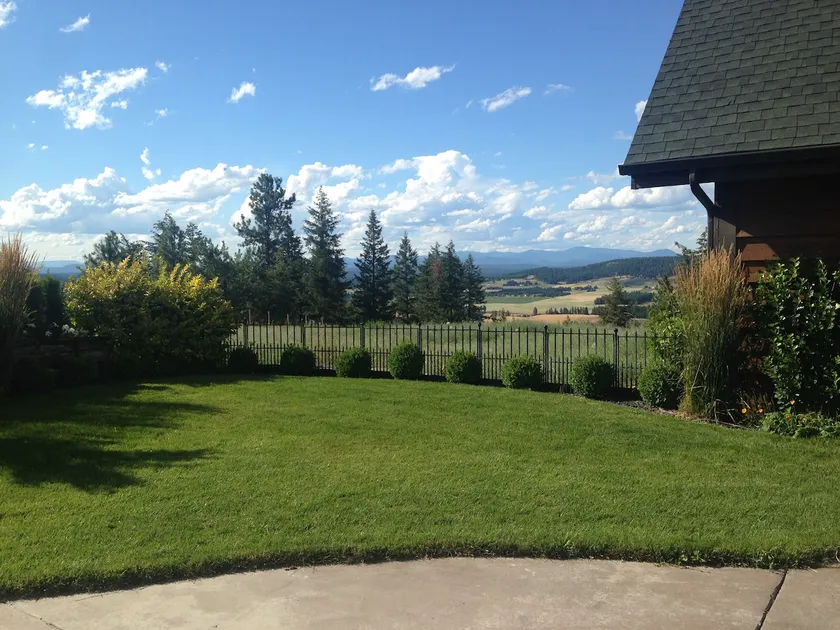 The Suite Getaway at Green Bluff - Image 1