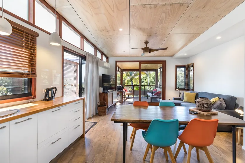Yarrong Retreat - Luxurious Island Style - Image 1