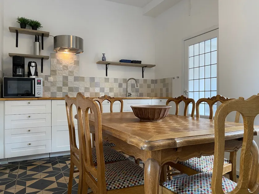 Authentic Stays - 6p-apartment - Image 1