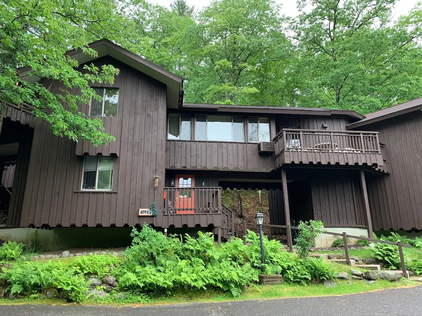 Great outdoor retreat in the North Woods. - Image 1