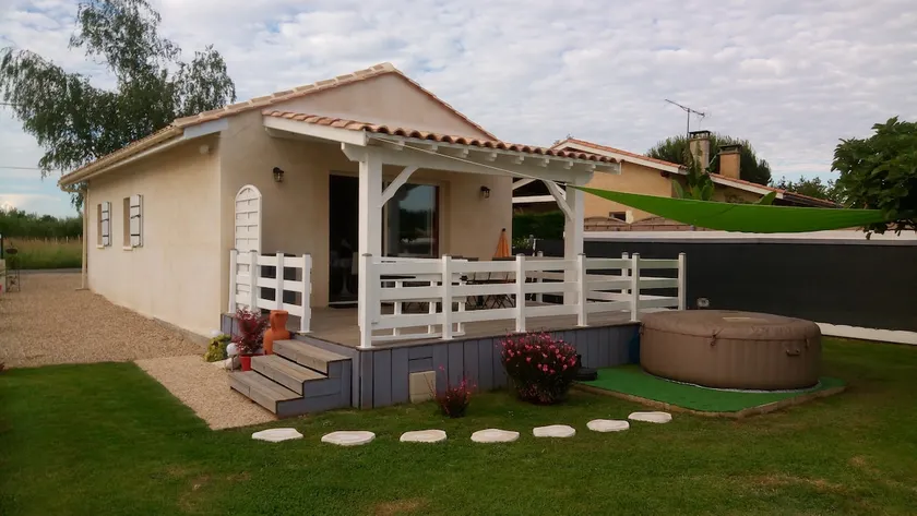 Private house: The River - Image 1