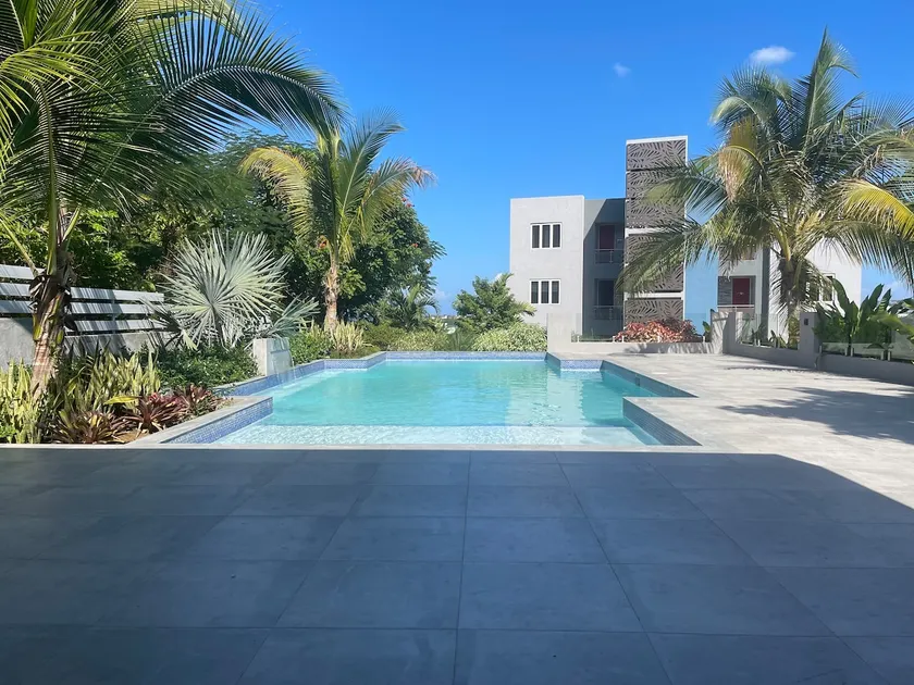 Royale Dream Vacation Entire 2 Bedroom Apartment - Image 1