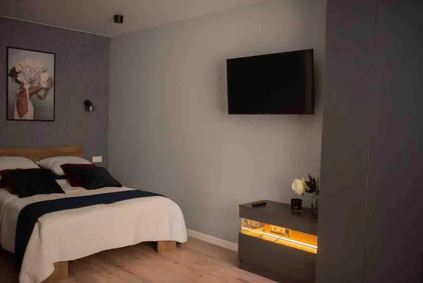 Stylish lovely apartment in Ternopil city - Image 1