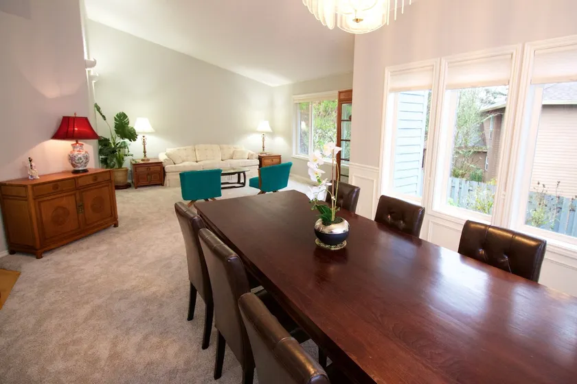 Spacieux, 4BR à un niveau près des parcs - Image 1