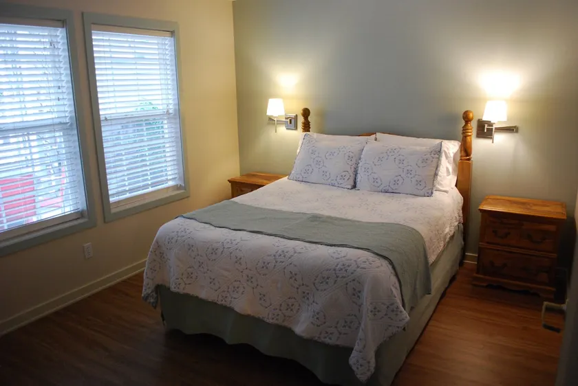 Oak Hideaway Cottage - Image 1