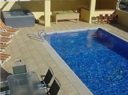 Peaceful villa 10x5 Pool-jacuzzi-snooker-ping pong - Image 1