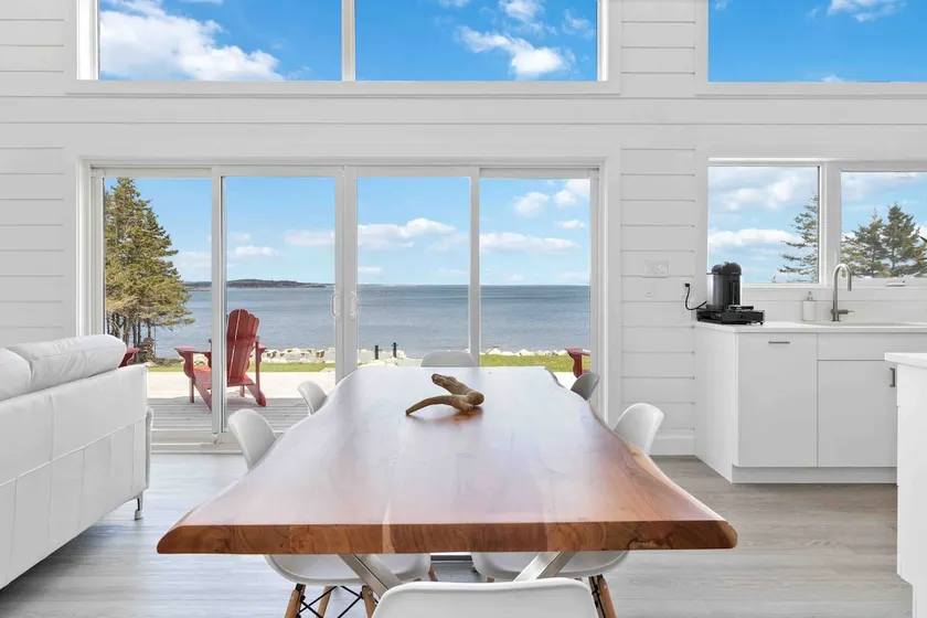the Escape - A Private Oceanfront Getaway - Image 1