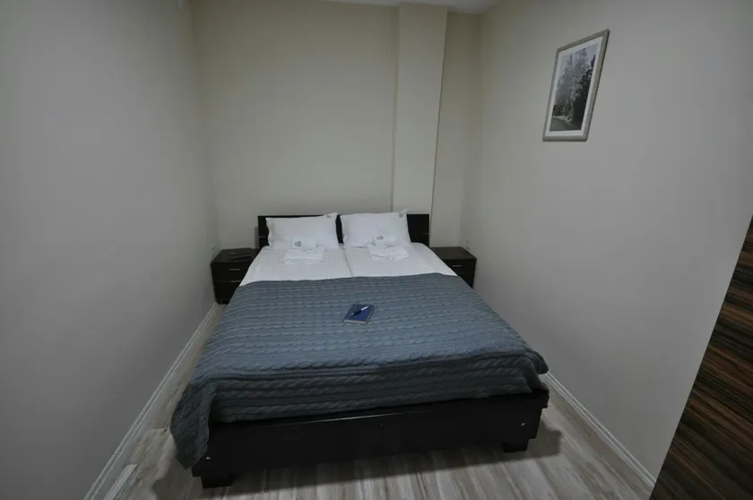 One bedroom apartment - Image 1