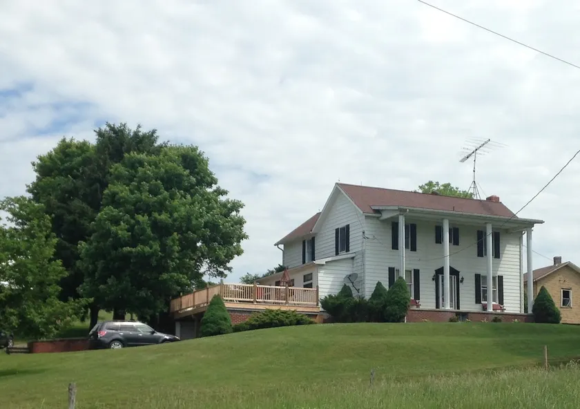 Grandma's Guest House - Image 1
