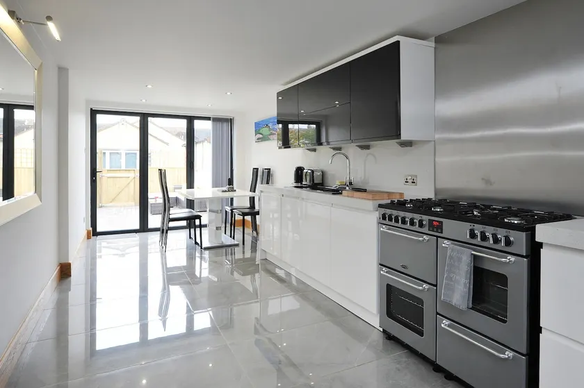 The 2nd Apartment - Image 1
