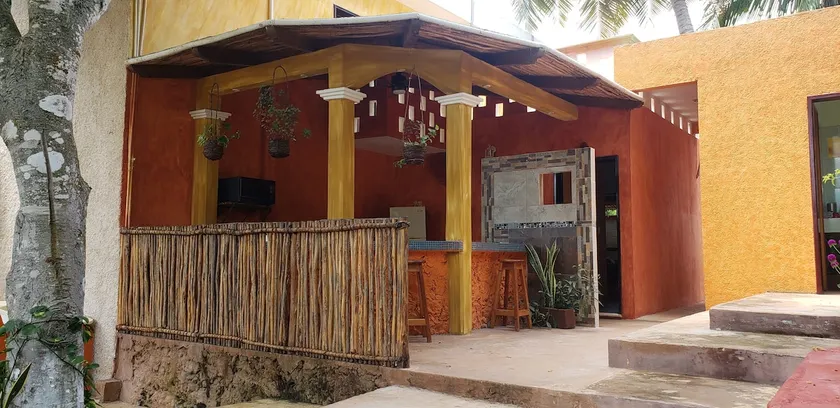 La Casita · Pool and garden on the Ruta Puuc - Image 1