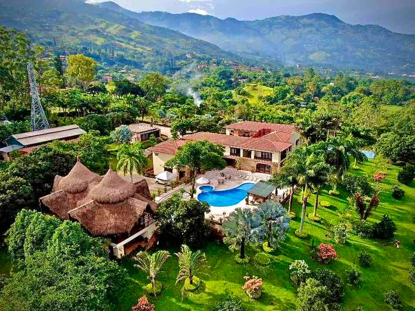 Villa Santillana Luxury and Charm in the Mountains - Image 1