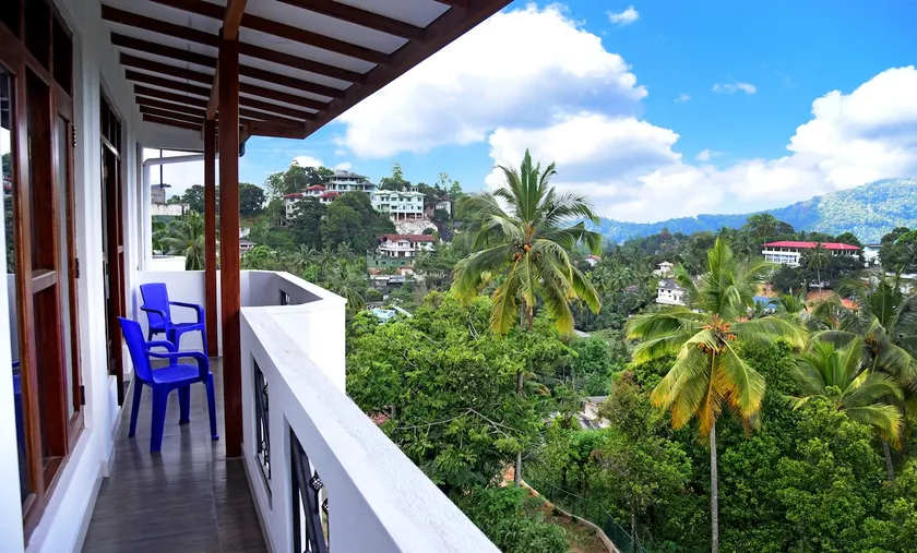 SaRu Apartments Kandy - 2 Bedroom for 6 - Image 1