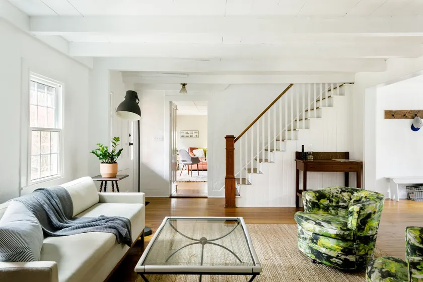 Upstate Getaway in Historic Hamlet - Image 1