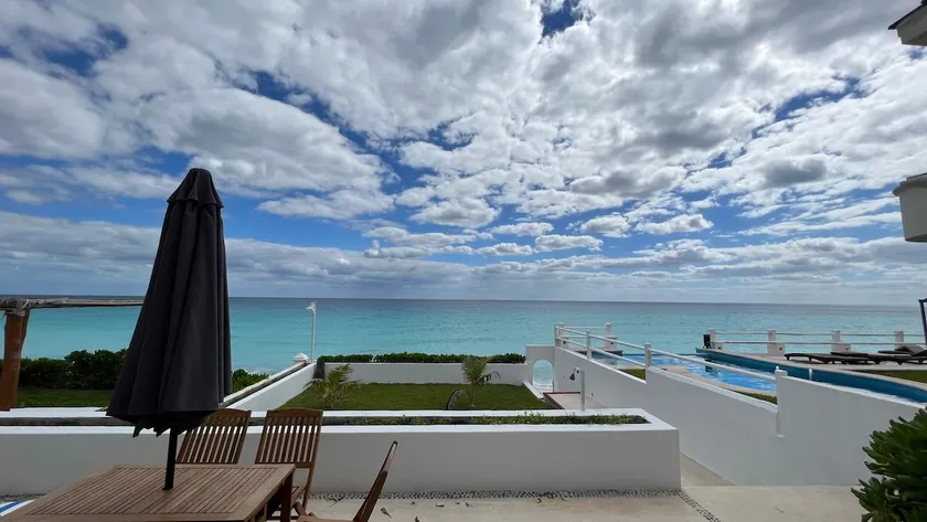 Cozy Caribbean Paradise - Image 1