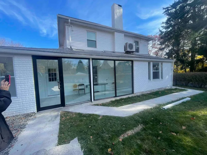 House in Shenandoah heights - Image 1