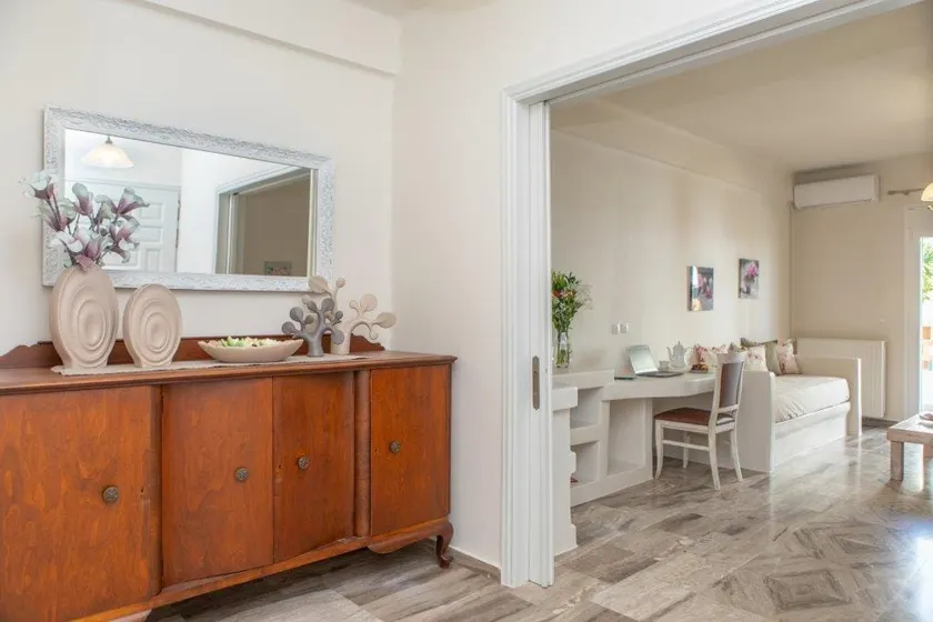 ALL SEASONS SUITE - Image 1