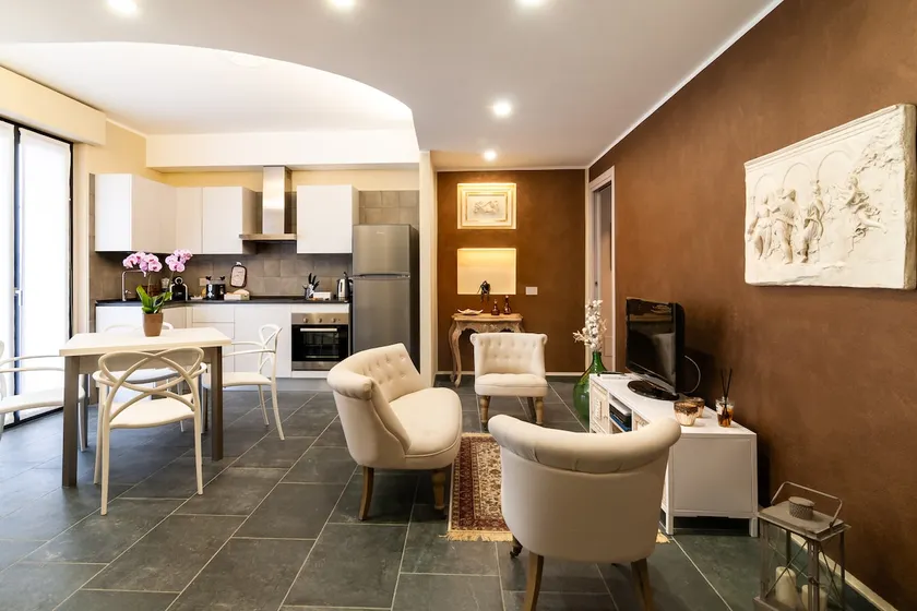 Elga's Apartment - Your charming stay on Lake Orta - Image 1