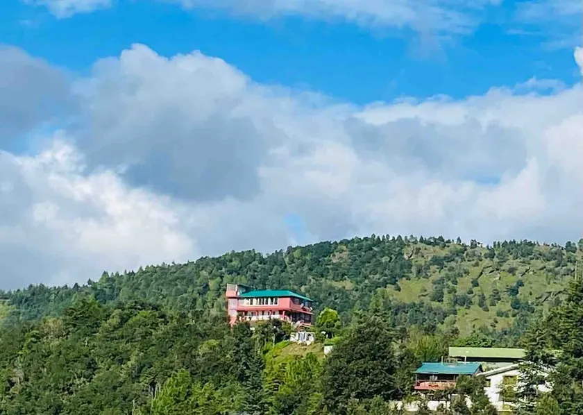 A wifi enabled house in an orchard near Mukteshwar - Image 1