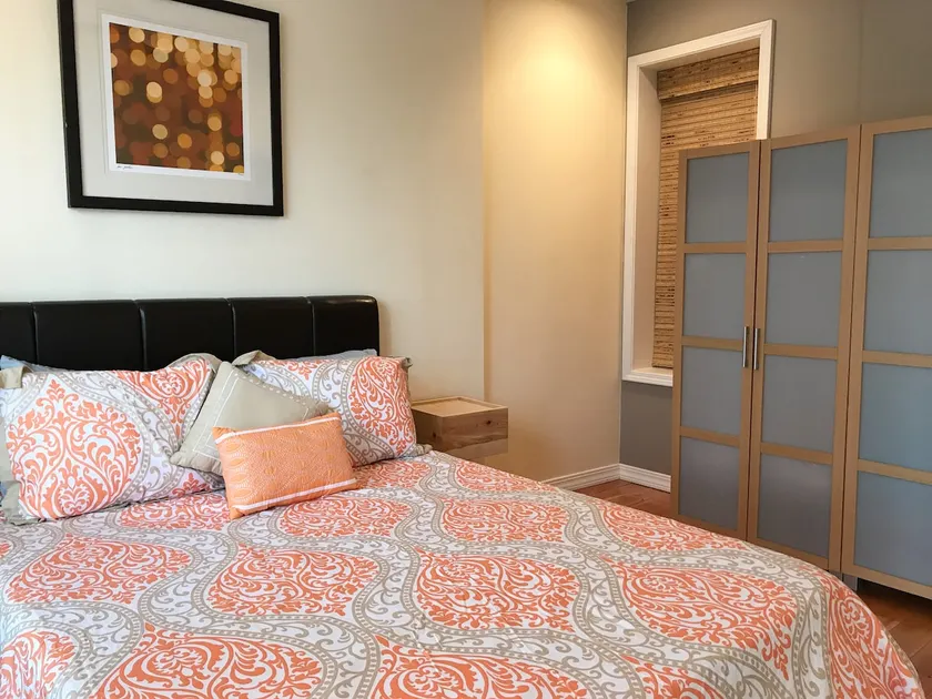 Luxury 2BD/2BH in Historic CWE/1EE - Image 1