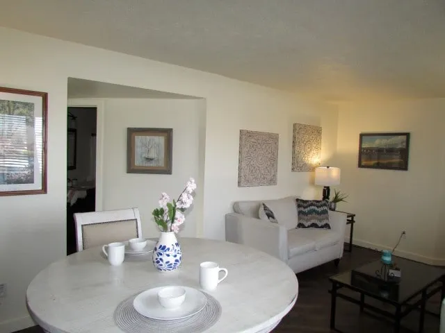 Superior Bay Boutique Motel Suite #11 - Image 1