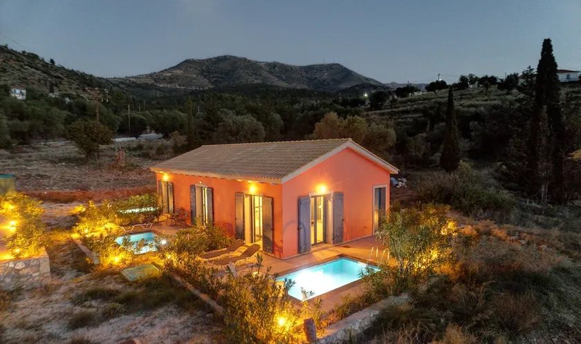 Throisma Green (Studio with private pool) - Image 1