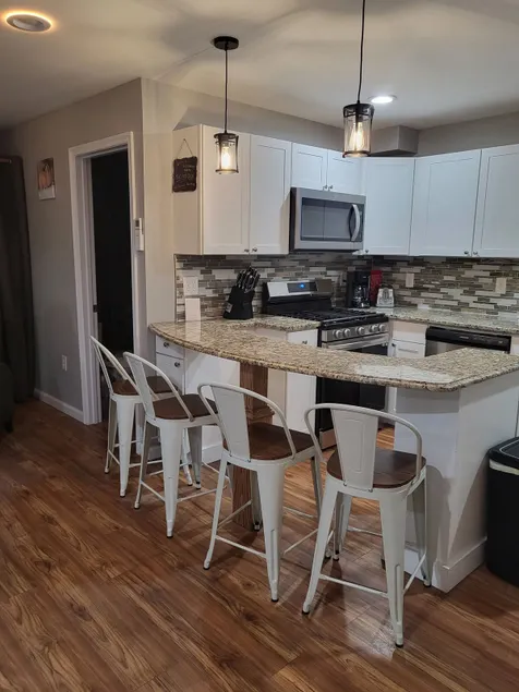 2 bd, walk to Purple Fiddle! Blackwater,Canaan - Image 1
