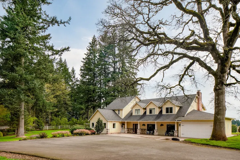 Spacious Suite on Oregon Equestrian Estate - Image 1