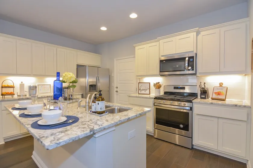 3Bed, 2.5Bath Home Away from Home -Austin Edition! - Image 1