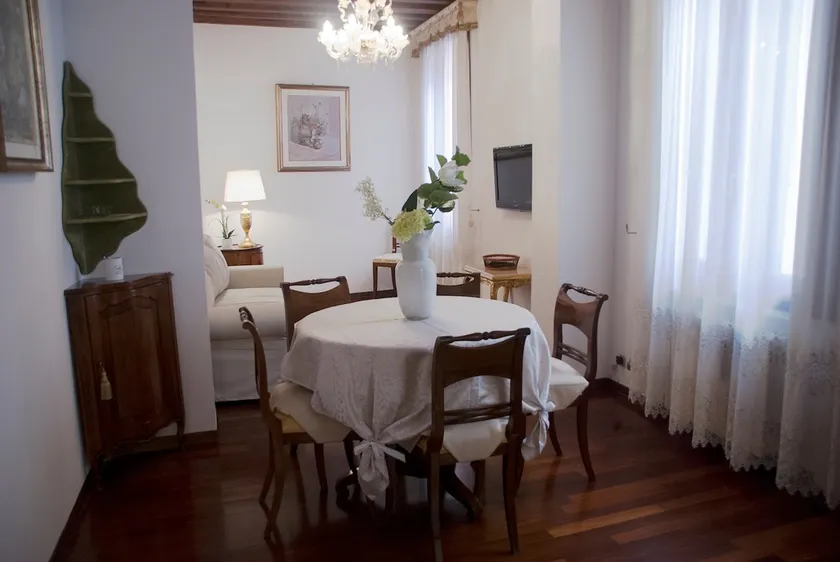 Residenza Calle Larga San Marco - Image 1