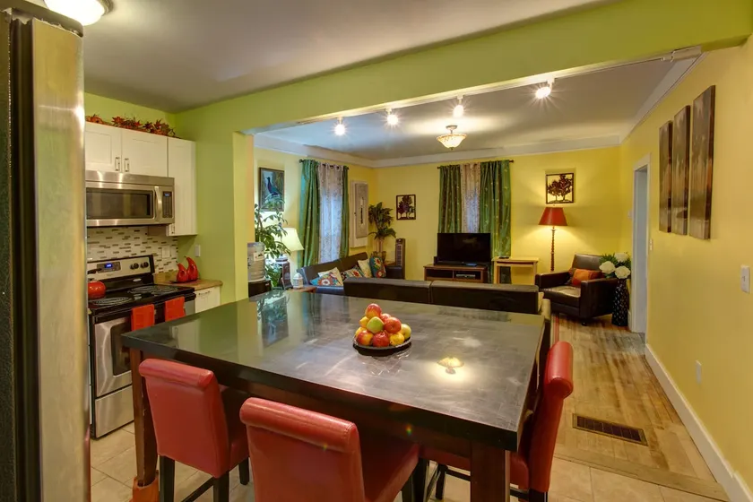 Maplewood Farmhouse-4 BR/2BTH - Image 1