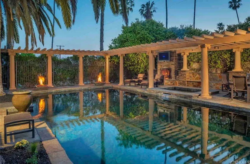 Art Deco Mansion w/Pool & Hot Tub - Image 1