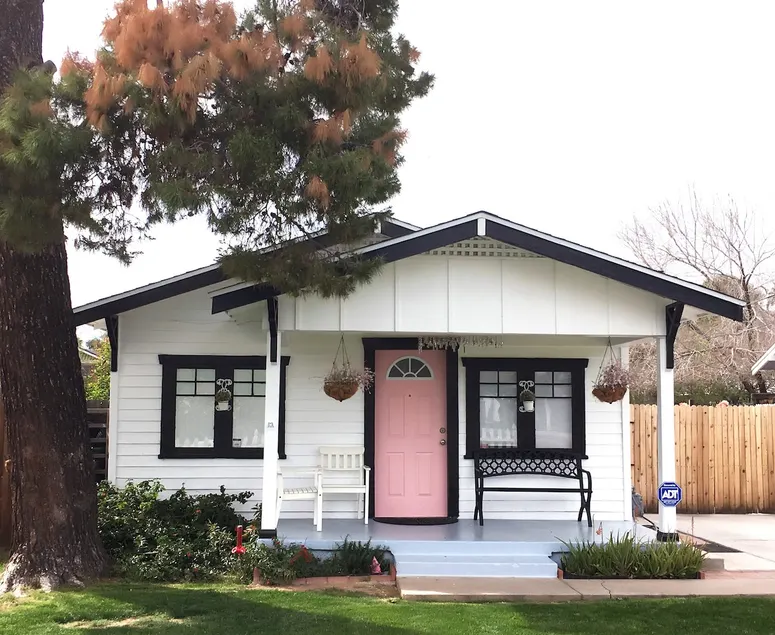 Historic Charmer in Downtown Mesa - Image 1