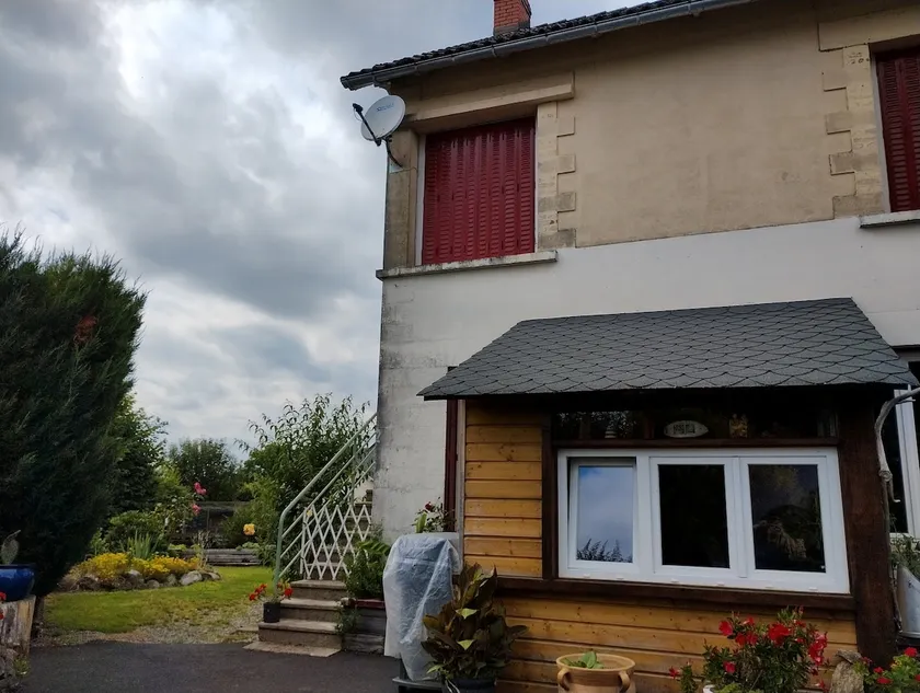 House rental - Image 1