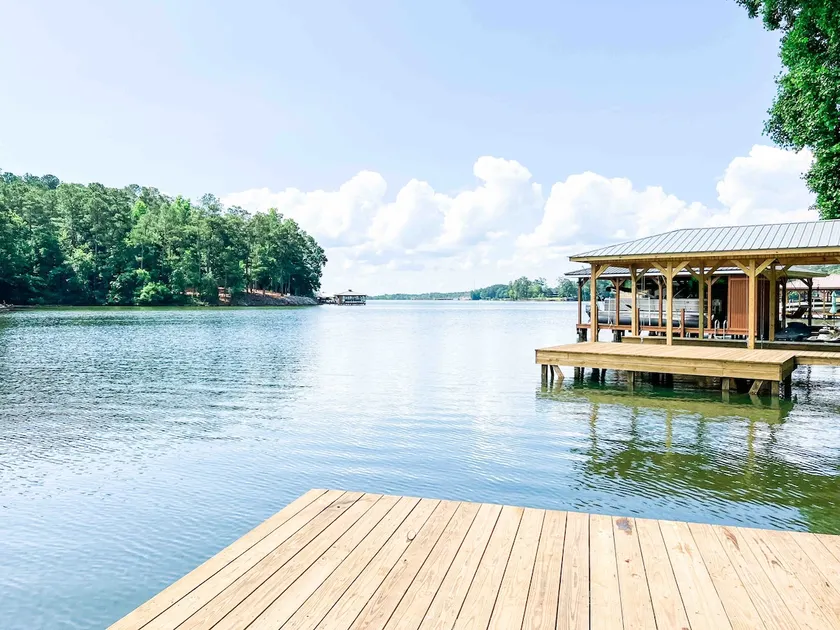 Lakefront Escape/Private Dock: The Dogwood Cottage - Image 1