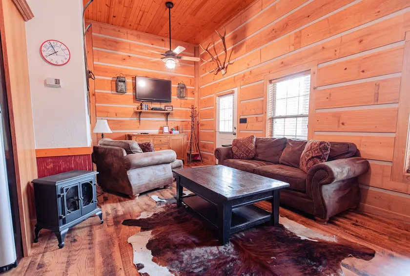 Roscoe Hillside Cabins-Lower Buffalo - Image 1