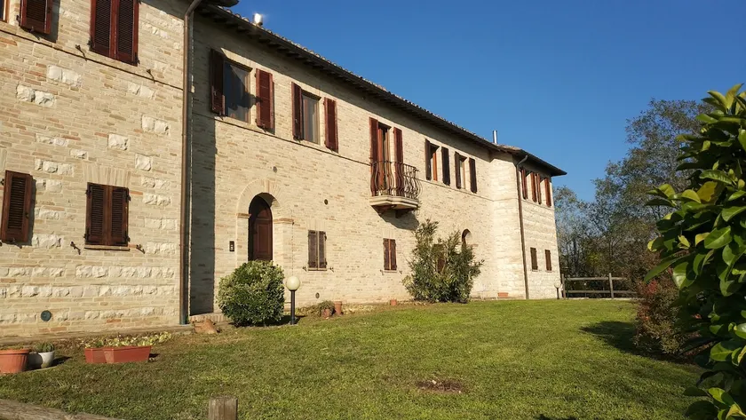 Apartment-2 in an old farmhouse 4 km from Urbino - Image 1