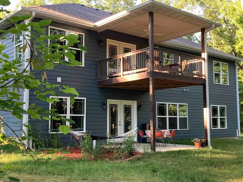 Woodland Fox Retreat - Image 1