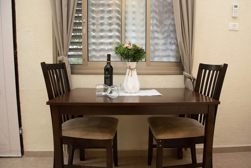Beautiful Studio Apt On The Ground floor - Image 1