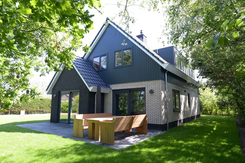 Villa på Texel tæt på Strand og Natur - Image 1