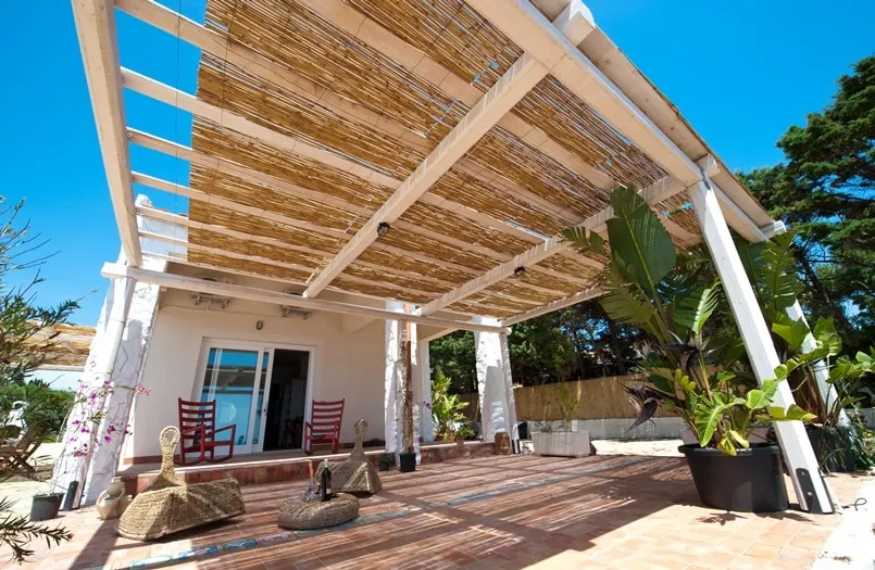Jabia Beach House - Image 1