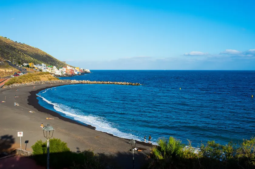 Radazul Beach and Relaxing Days - Image 1