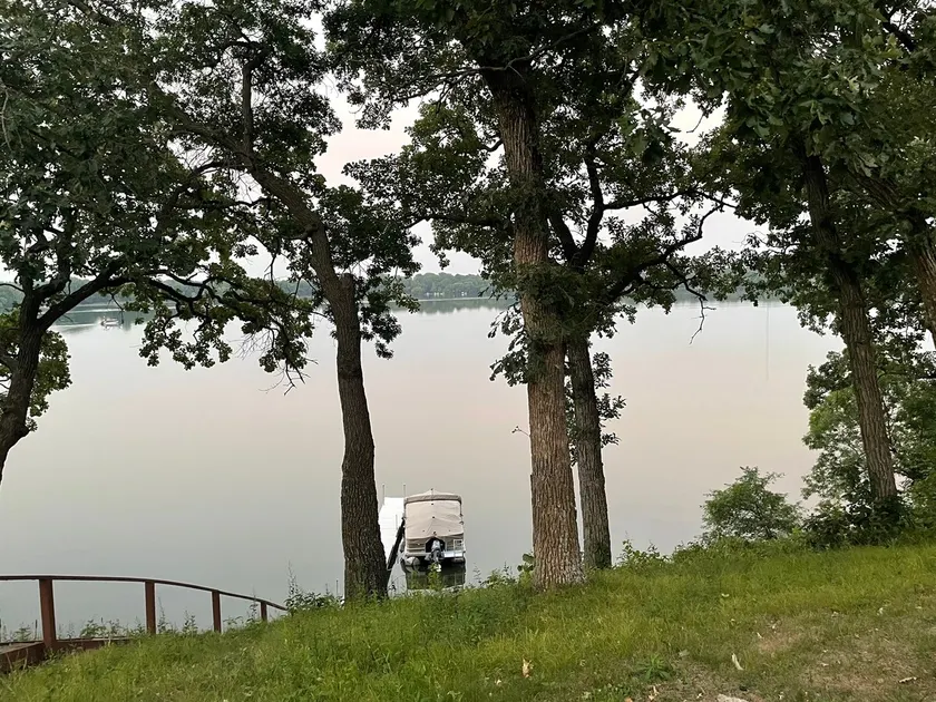 Turn of the century cottage on Big Eagle Lake - Image 1
