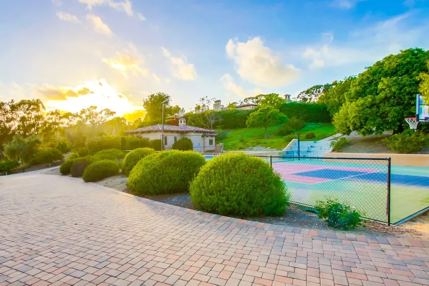 Secluded Guest Cottage minutes to beach - Image 1