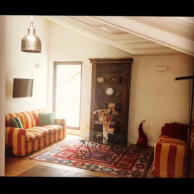 Charming Attic in Typical Townhouse NoLo District - Image 1